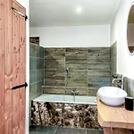 Σπίτι διακοπών 3 *